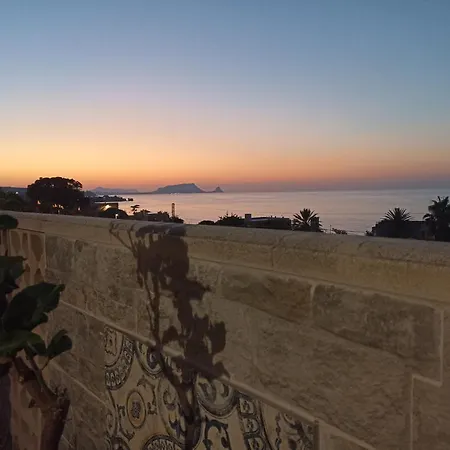 Torre Vallelunga * 트라비아